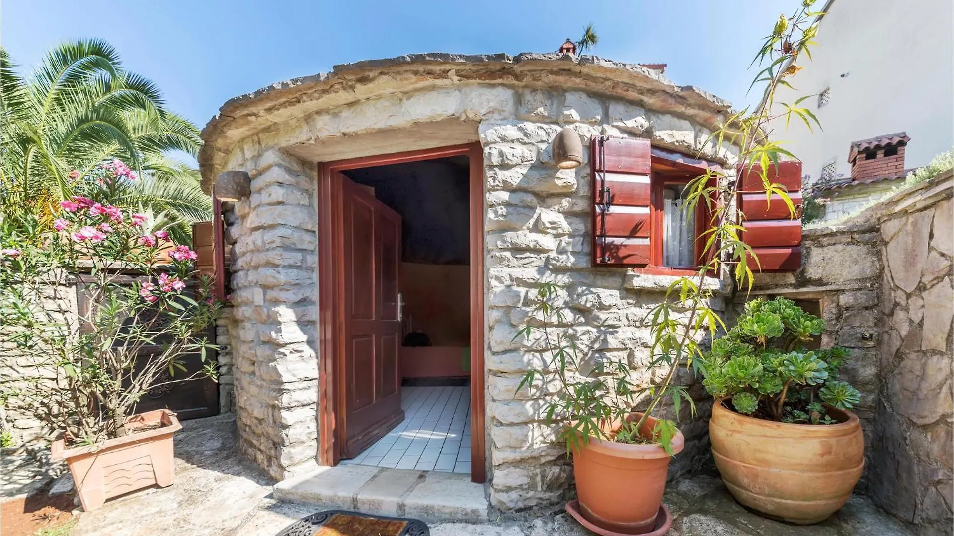 Amazing Home In Pula With Wifi Croatia